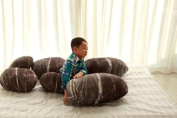 Pebble Floor Stone Cushions - Image 10