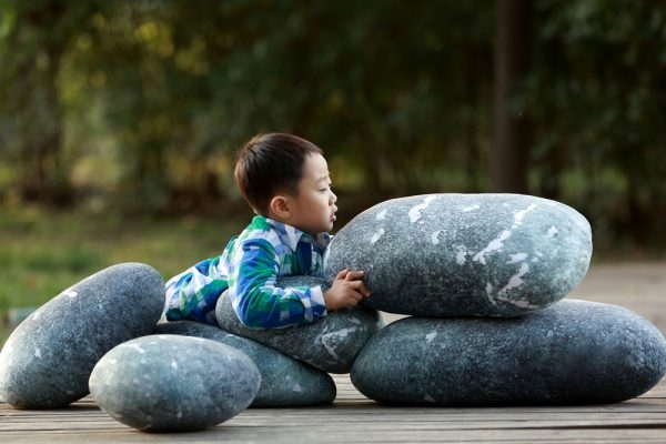 pebble cushions rock pillows 9039 02 pebble pillows