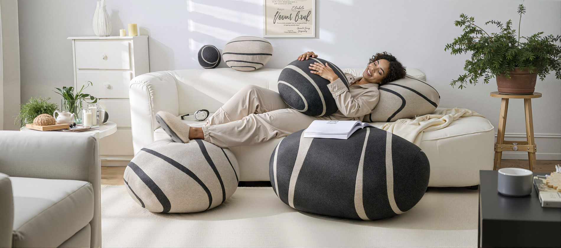 pebblepillows 02 banner pebble pillows